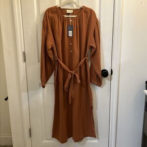 Universal Thread Long Sleeve Dress in Rust